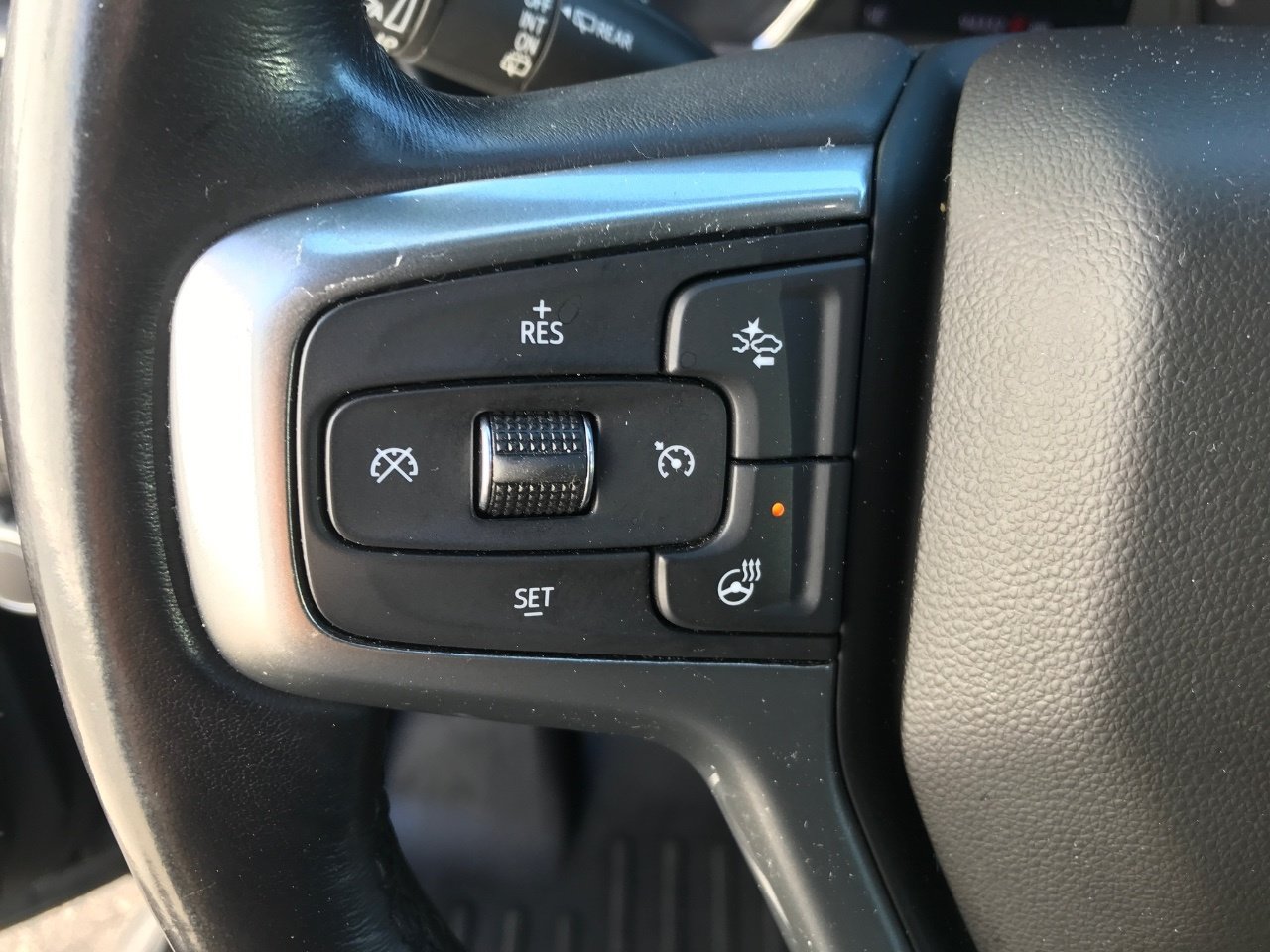 Used 2021 Chevrolet Tahoe LT w/ LT Signature Package AWD/4WD image 21