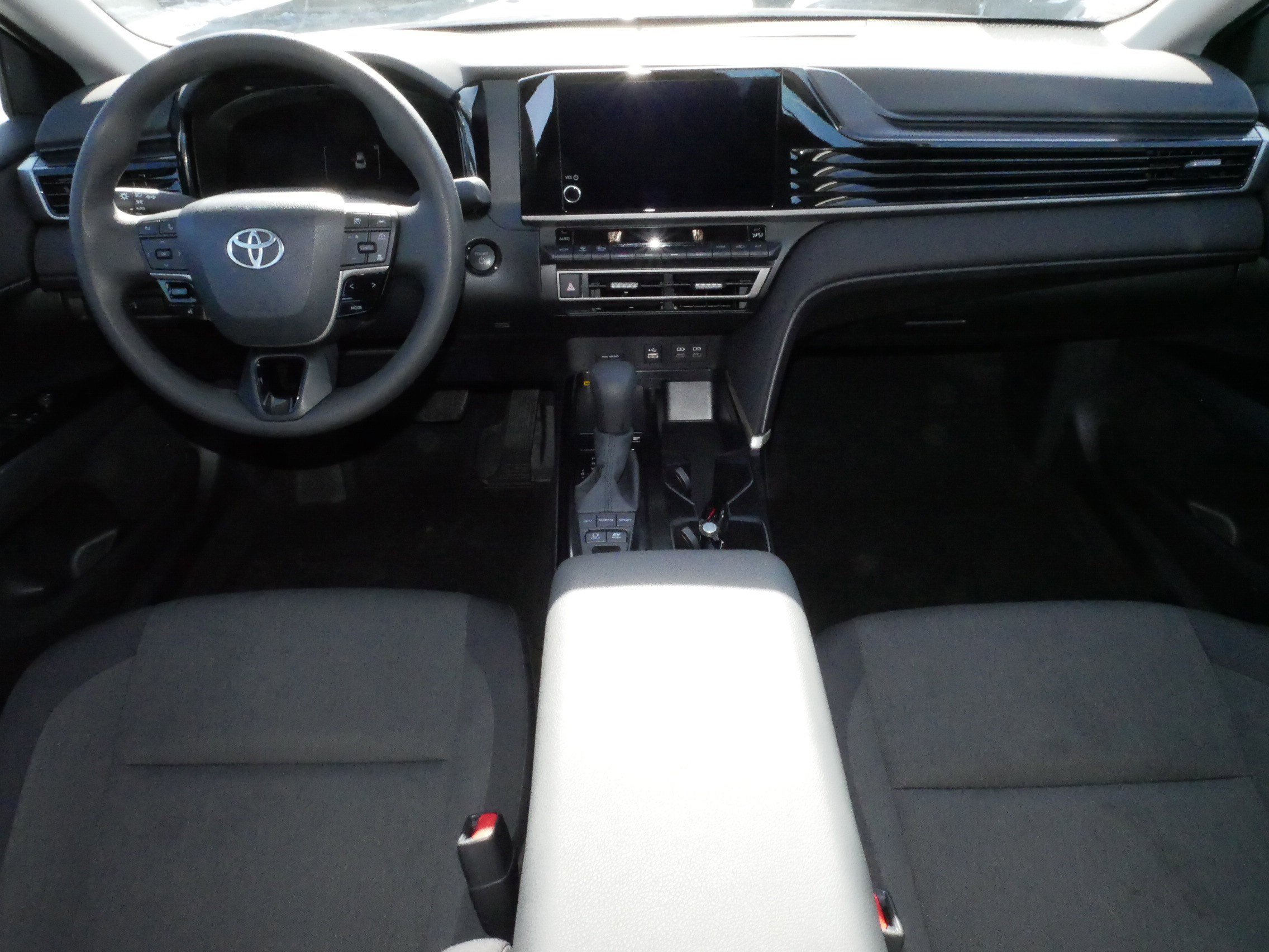 Certified 2025 Toyota Camry LE image 10