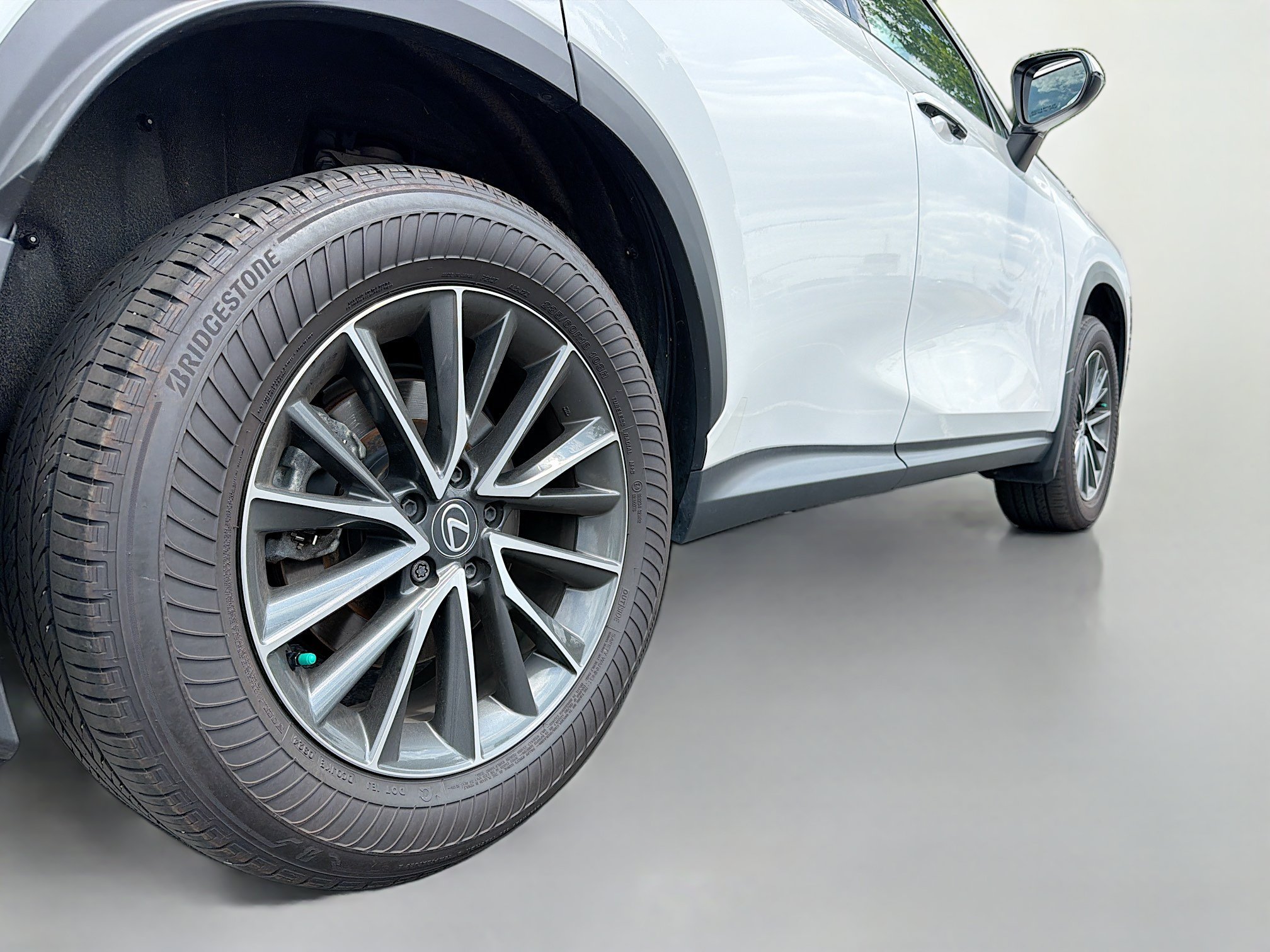 Certified 2025 Lexus NX 350 AWD w/ Accessory Package (2T) image 15