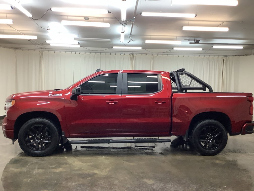 Used 2023 Chevrolet Silverado 1500 RST image 12