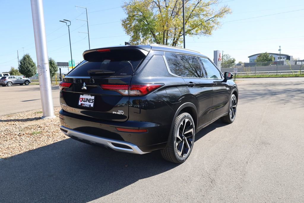 New 2025 Mitsubishi Outlander SEL image 10