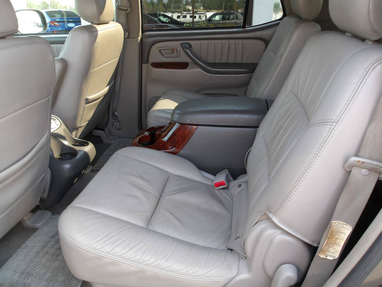 Used 2006 Toyota Sequoia Limited AWD/4WD image 10