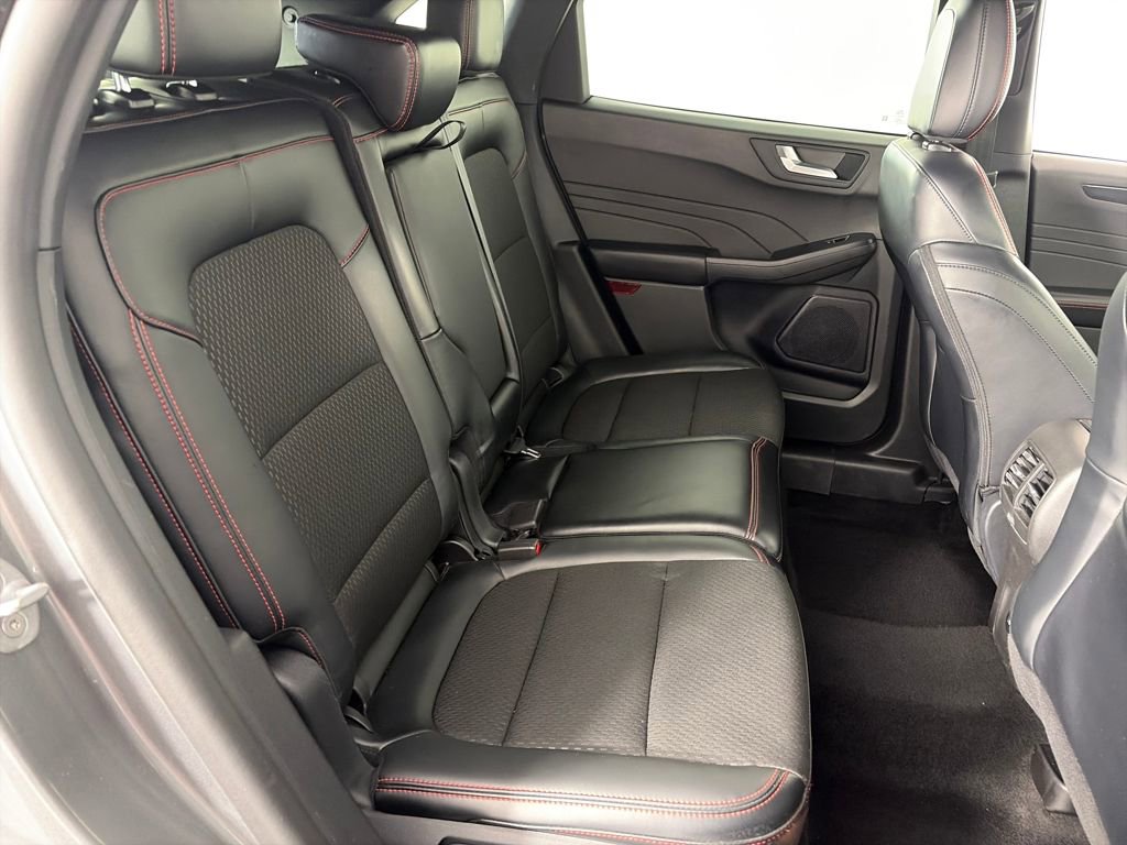 Certified 2025 Ford Escape ST-Line Select image 29