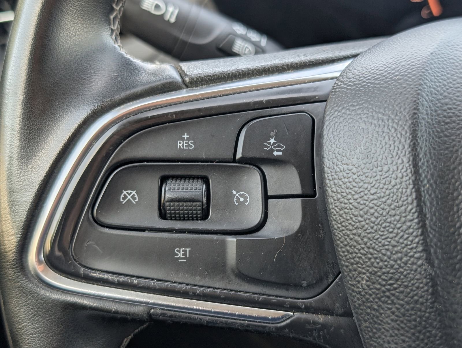Used 2024 Buick Encore GX Preferred FWD image 22