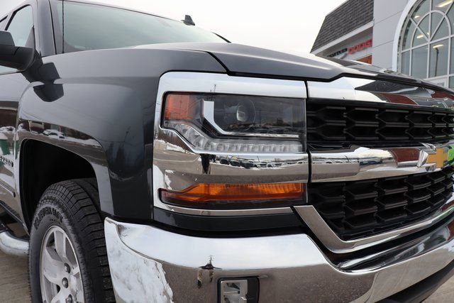 Used 2018 Chevrolet Silverado 1500 LT w/ All Star Edition image 3