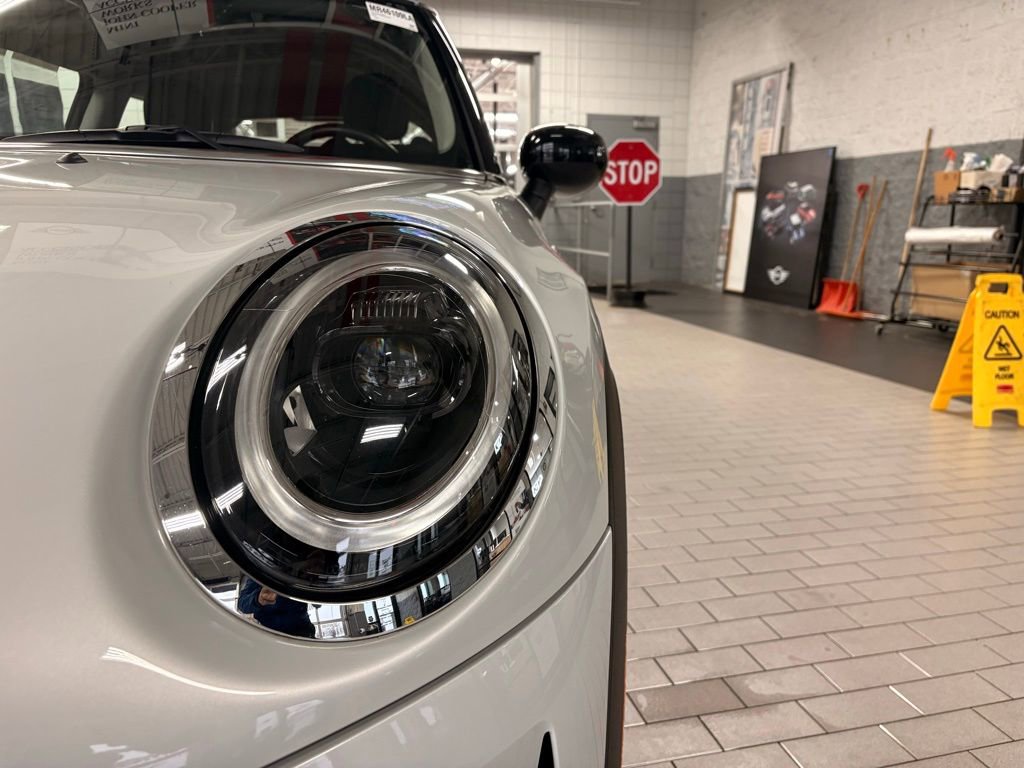 Used 2022 MINI Cooper SE image 30