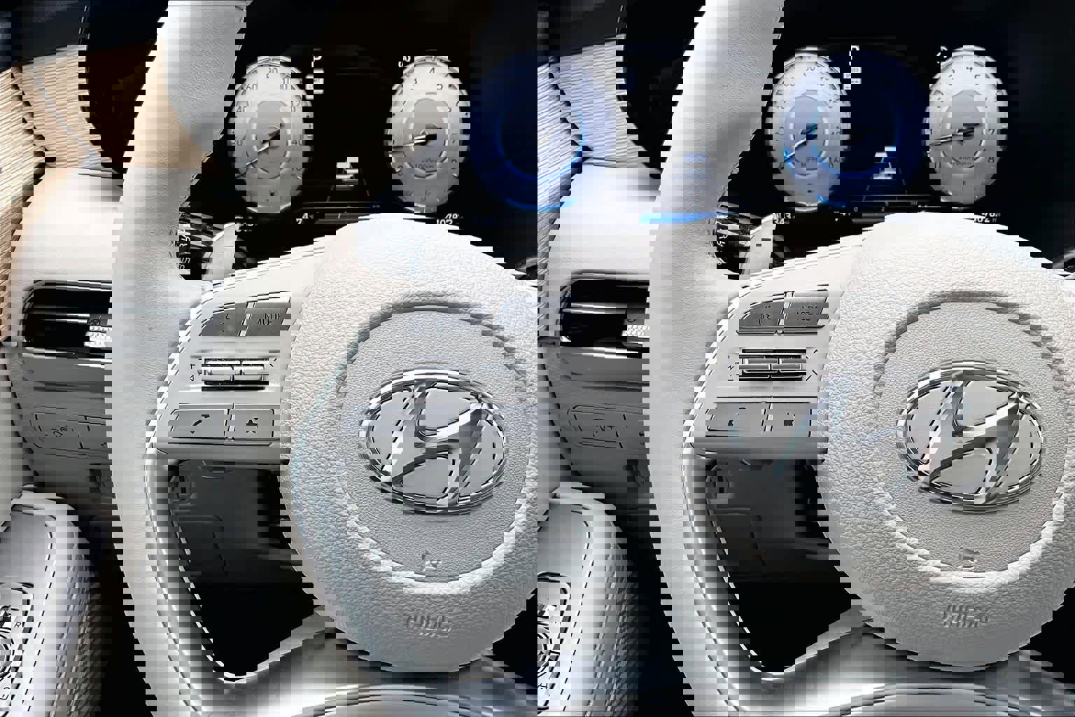 Used 2023 Hyundai Palisade Limited FWD image 23