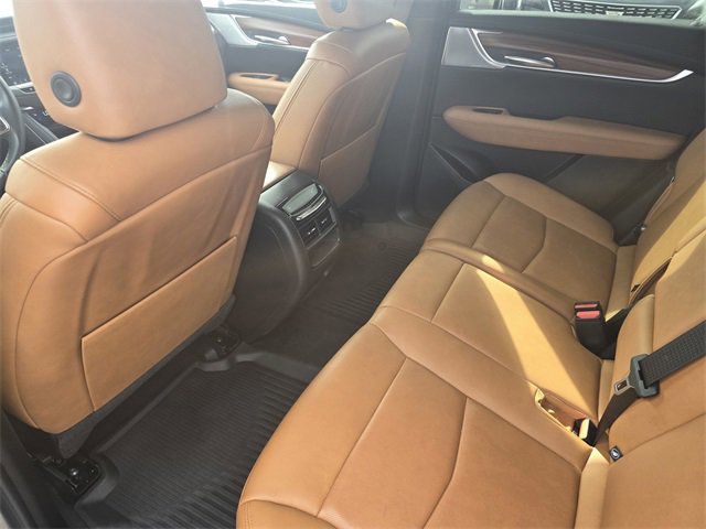Used 2023 Cadillac XT5 Premium Luxury w/ Technology Package image 14
