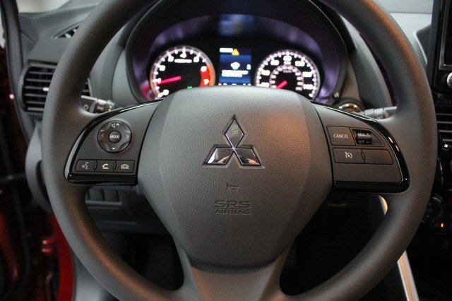 New 2026 Mitsubishi Eclipse Cross LE AWD/4WD image 8