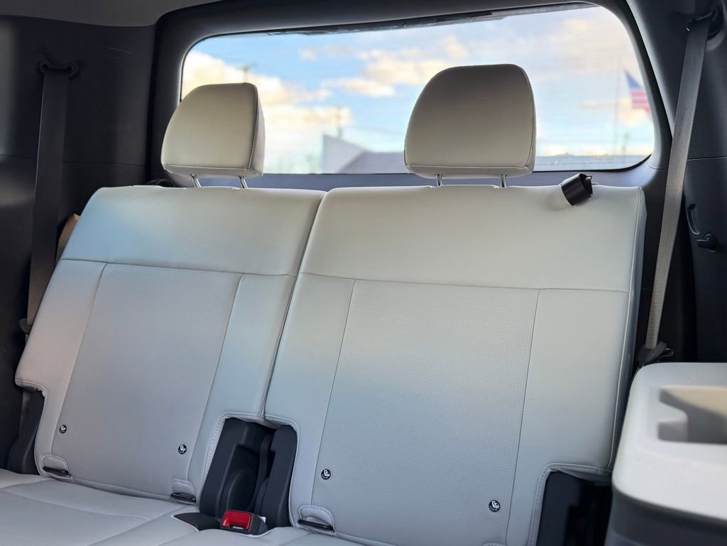 Used 2024 Hyundai Santa Fe Limited image 5