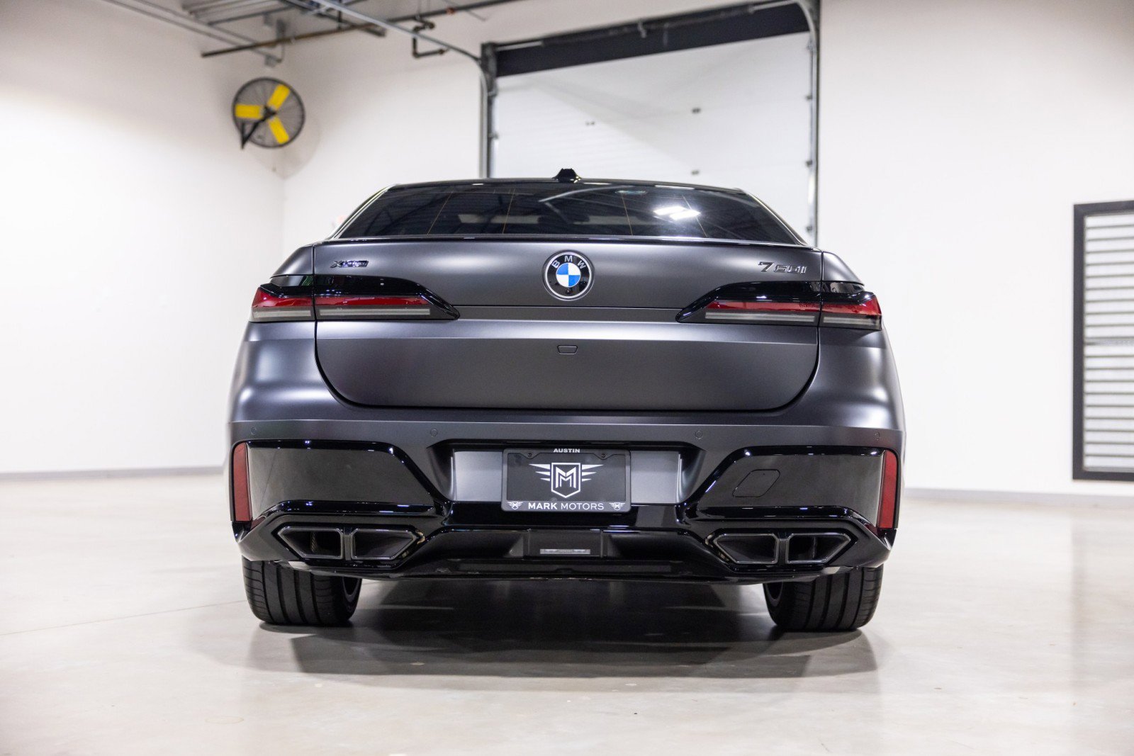 Used 2026 BMW 760i xDrive AWD/4WD image 5