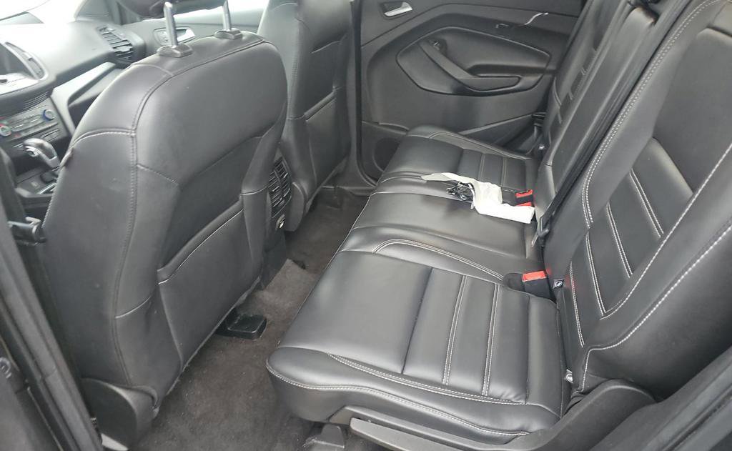 Used 2019 Ford Escape SEL image 11