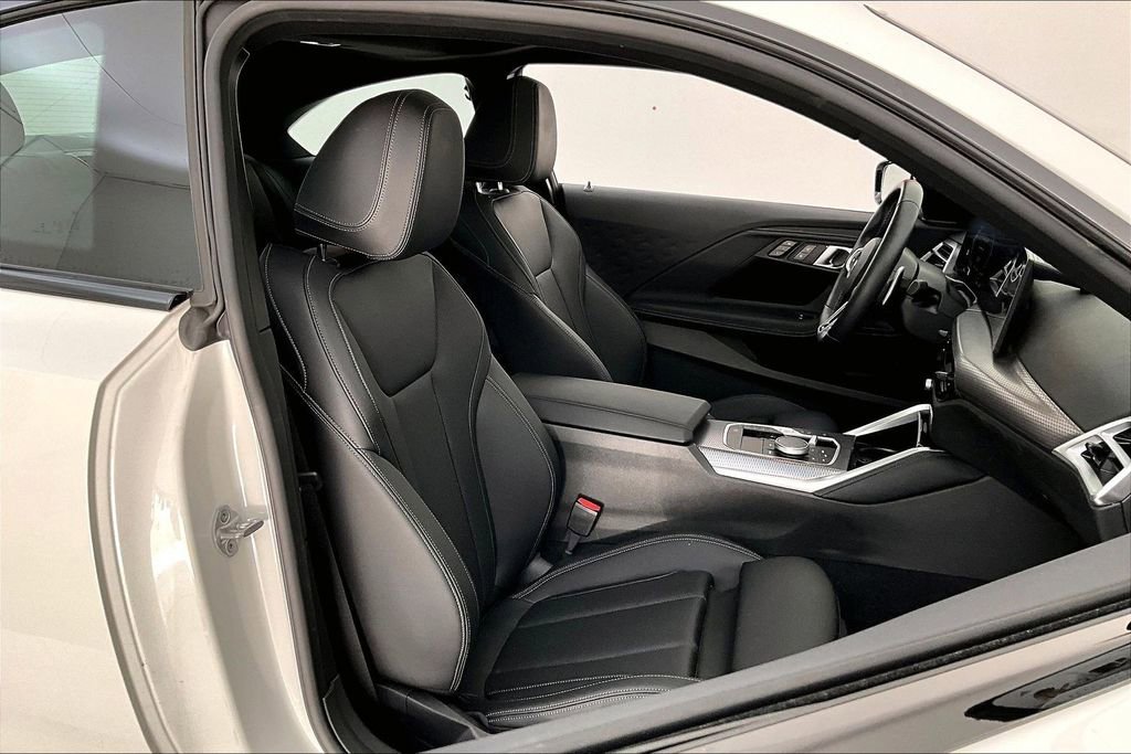 Used 2025 BMW M240i xDrive Coupe image 10