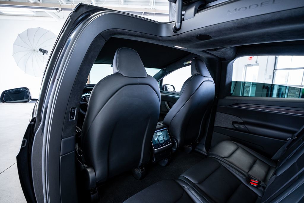 Used 2024 Tesla Model X image 48