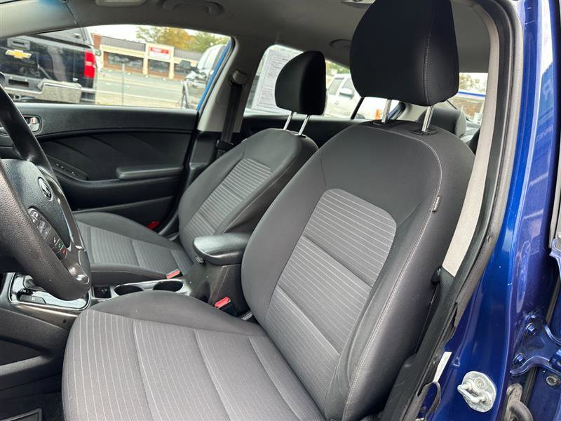 Used 2017 Kia Forte LX w/ LX Popular Package image 13