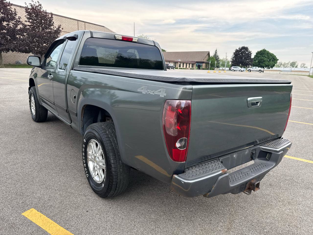 Used 2010 Chevrolet Colorado LT AWD/4WD image 7