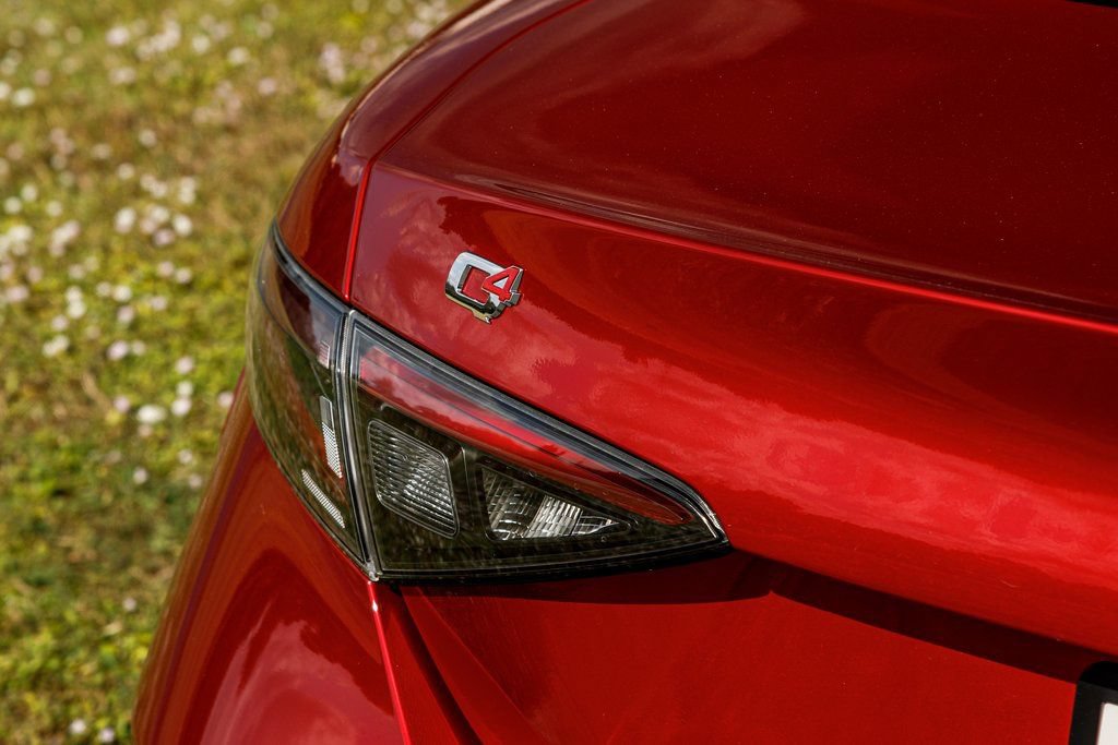New 2025 Alfa Romeo Giulia AWD w/ Driving Assist Package image 12