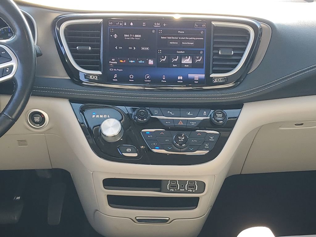 Used 2021 Chrysler Pacifica Touring-L FWD image 15