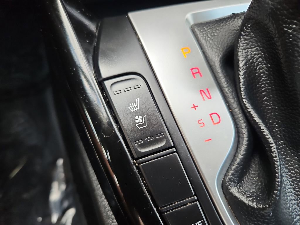 Used 2024 Kia Forte GT-Line w/ GT-Line Premium Package image 20