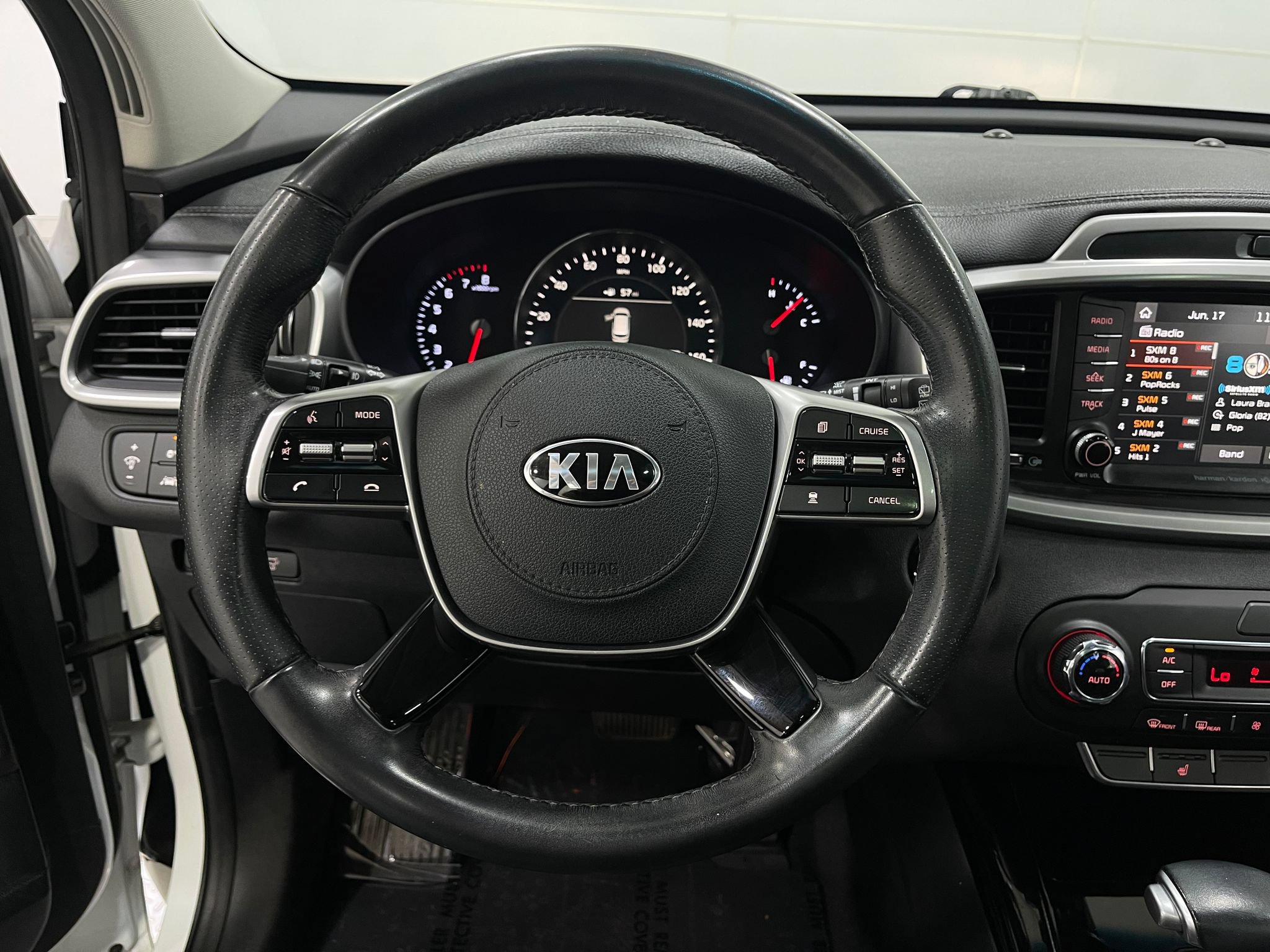 Used 2020 Kia Sorento SX FWD image 22
