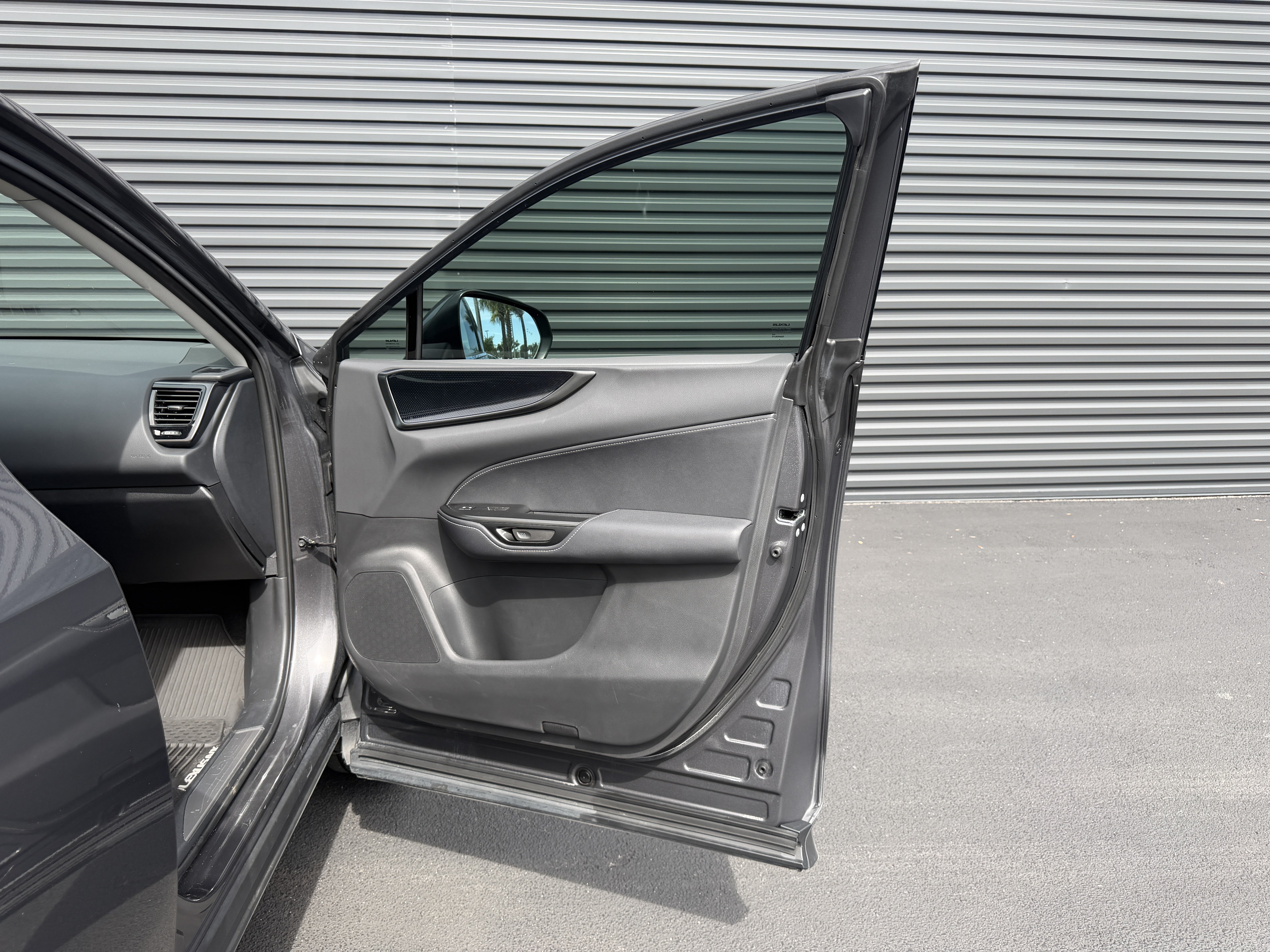 Used 2025 Lexus NX 250 FWD w/ Accessory Package (2T) image 24