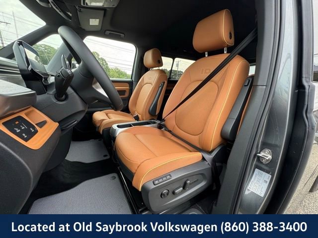 New 2025 Volkswagen ID. Buzz Pro S image 32