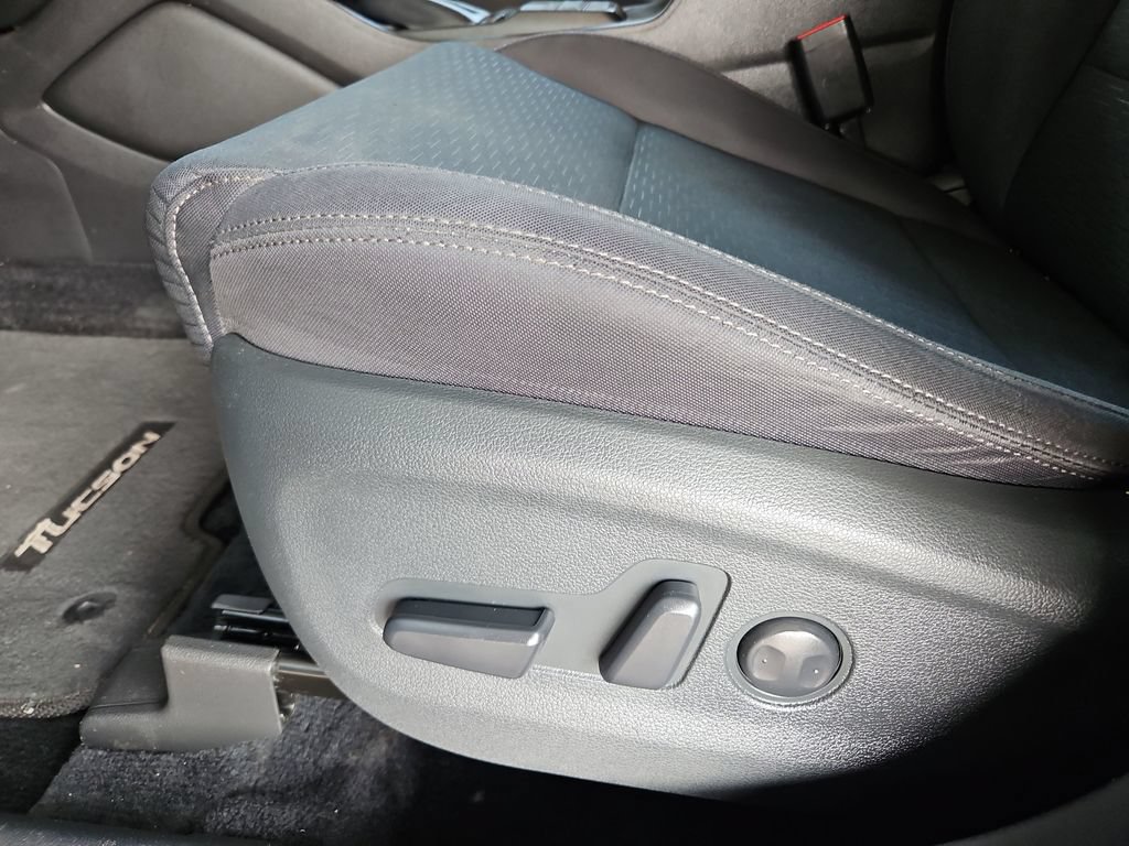 Used 2020 Hyundai Tucson Value AWD/4WD image 24