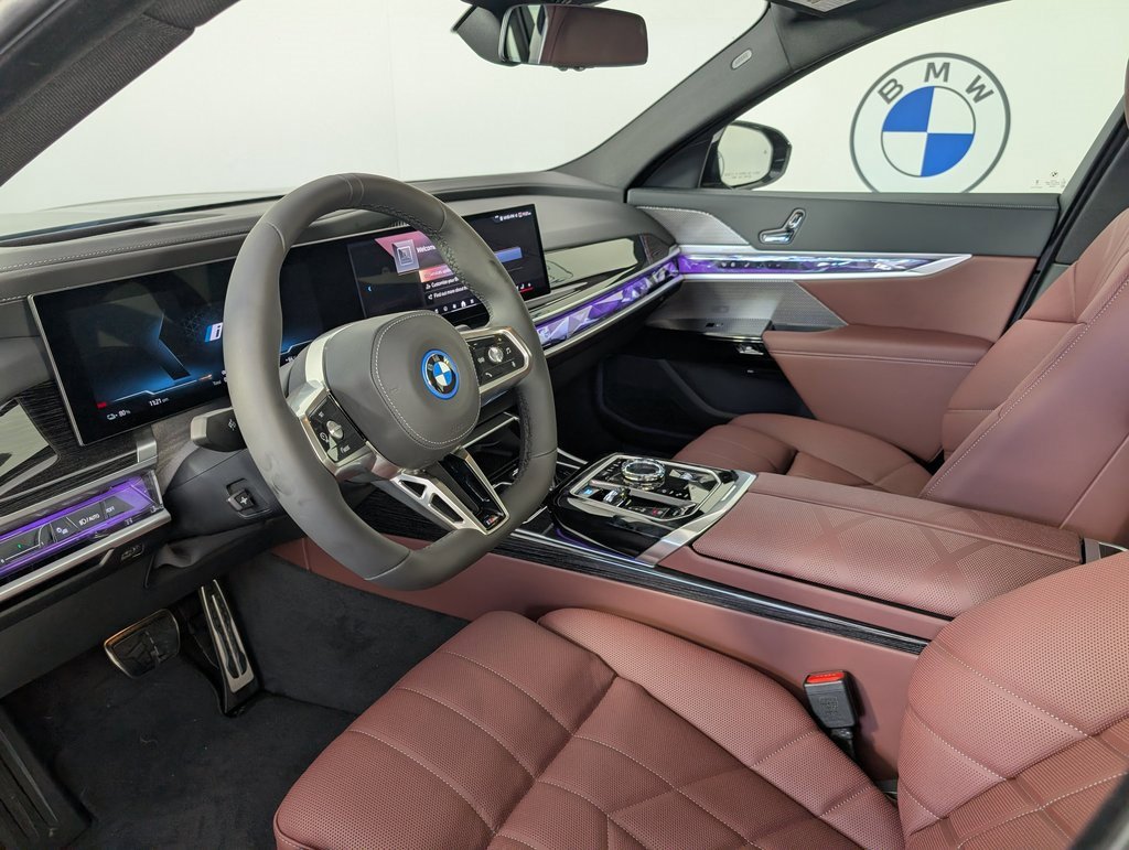 New 2026 BMW i7 xDrive60 w/ Premium Package image 11