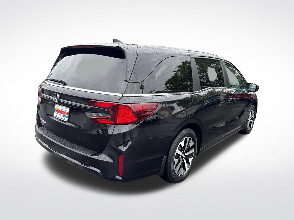 Certified 2025 Honda Odyssey EX-L image 5