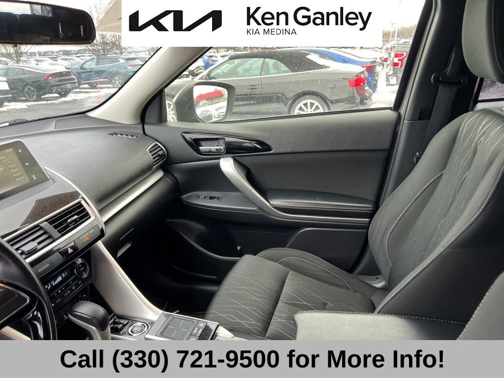 Used 2018 Mitsubishi Eclipse Cross SE image 40