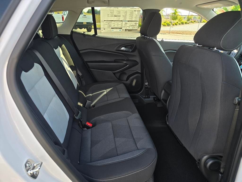 New 2026 Chevrolet Trax LS FWD image 12
