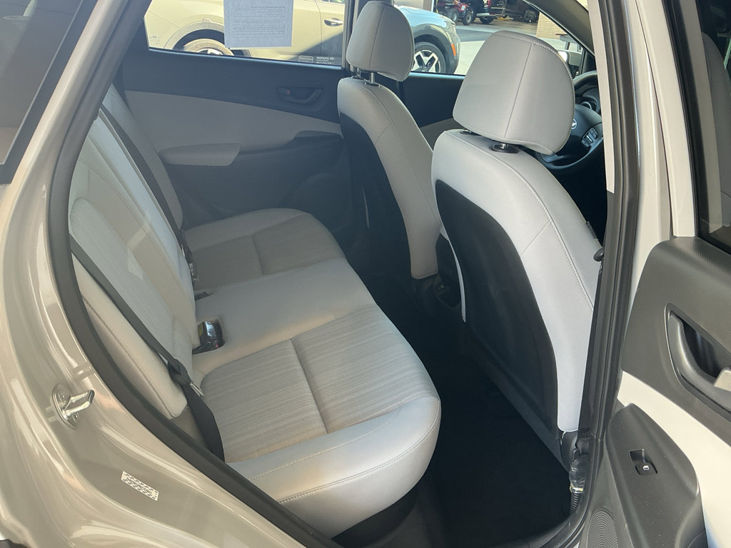 Certified 2023 Hyundai Kona SEL AWD/4WD image 10