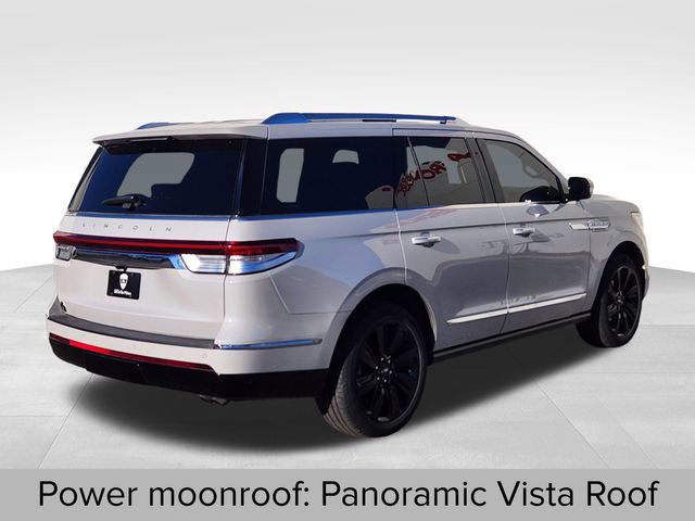Certified 2024 Lincoln Navigator Reserve image 9