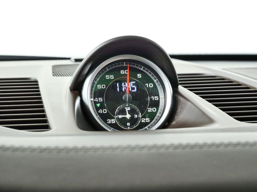 Certified 2015 Porsche 911 Turbo S AWD/4WD image 17