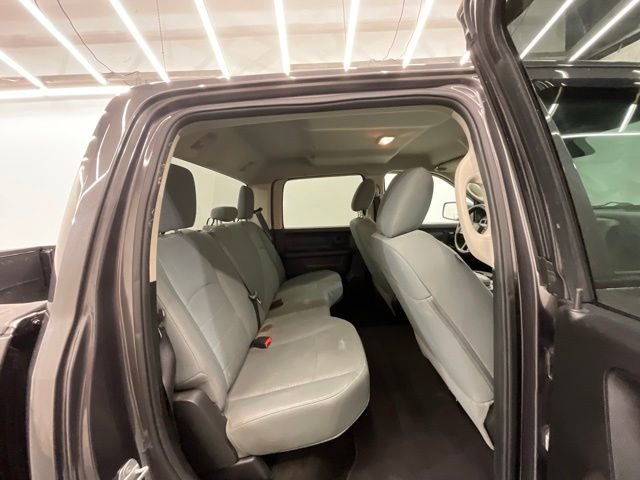Used 2015 RAM 1500 Express AWD/4WD image 24
