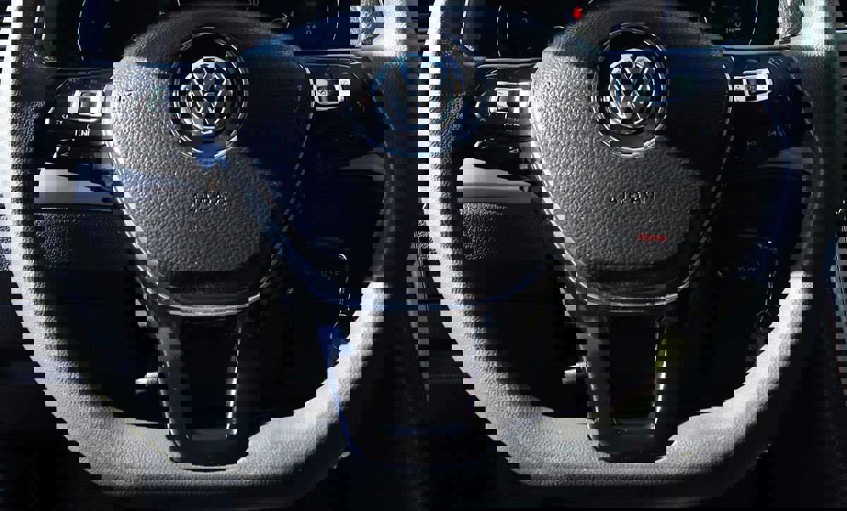 Used 2017 Volkswagen Passat 1.8T S image 53