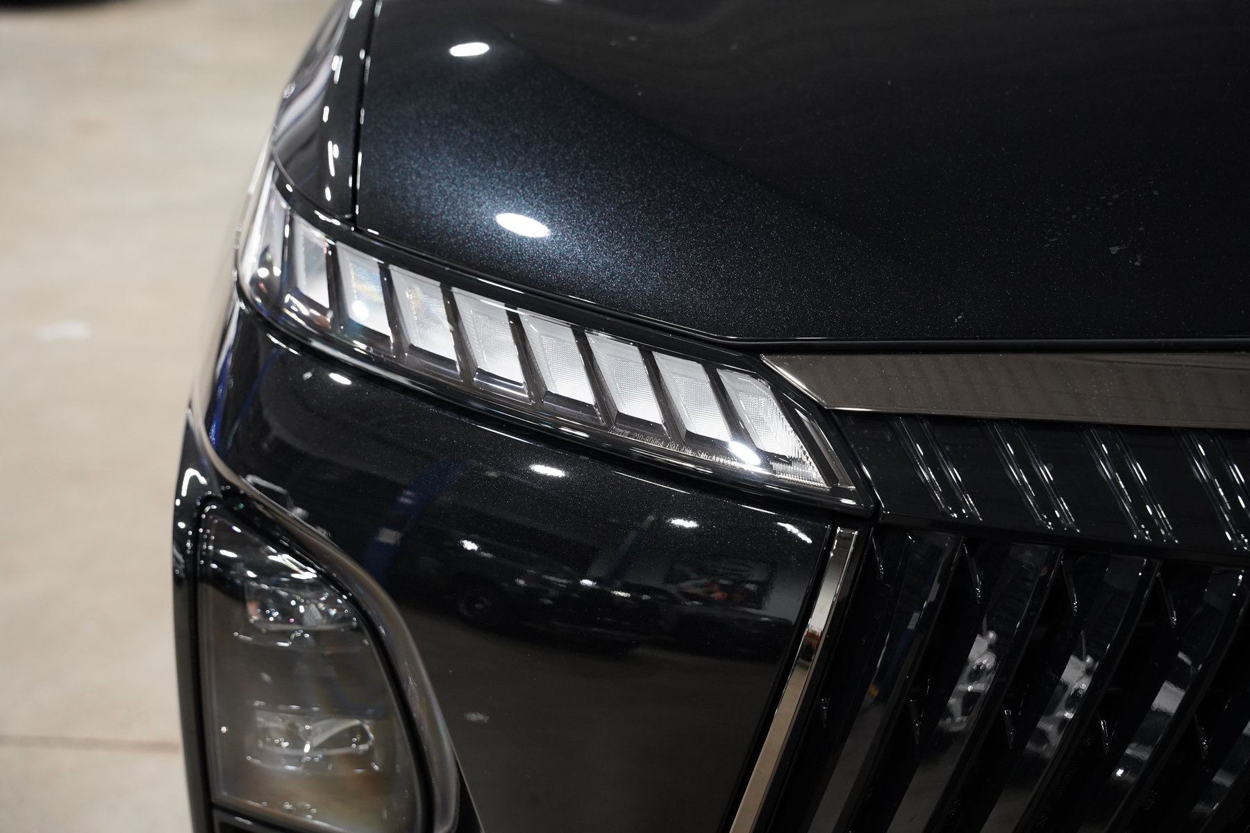 Used 2025 INFINITI QX80 Autograph AWD/4WD image 72