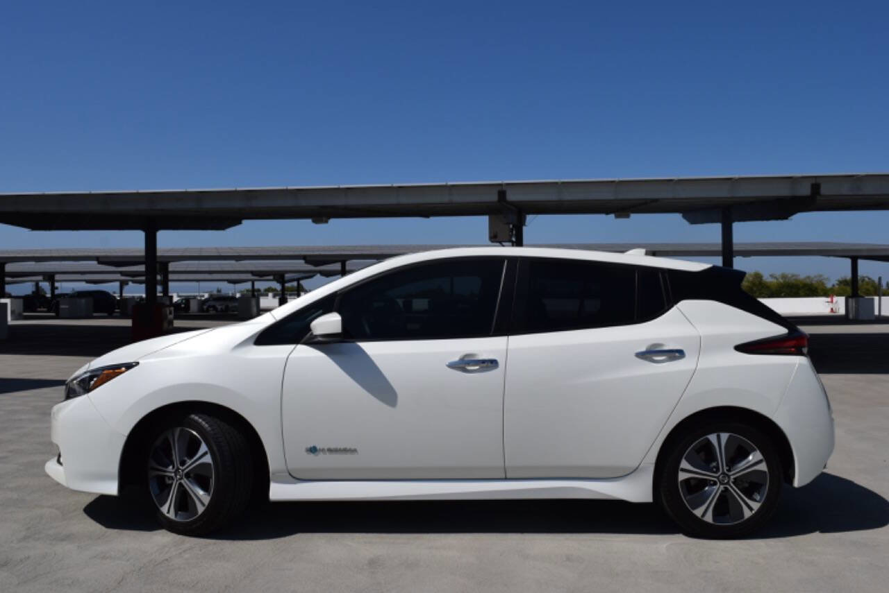 Used 2019 Nissan Leaf SV w/ SV Technology Package image 6