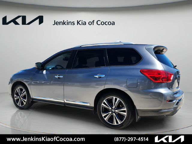 Used 2017 Nissan Pathfinder Platinum FWD image 8