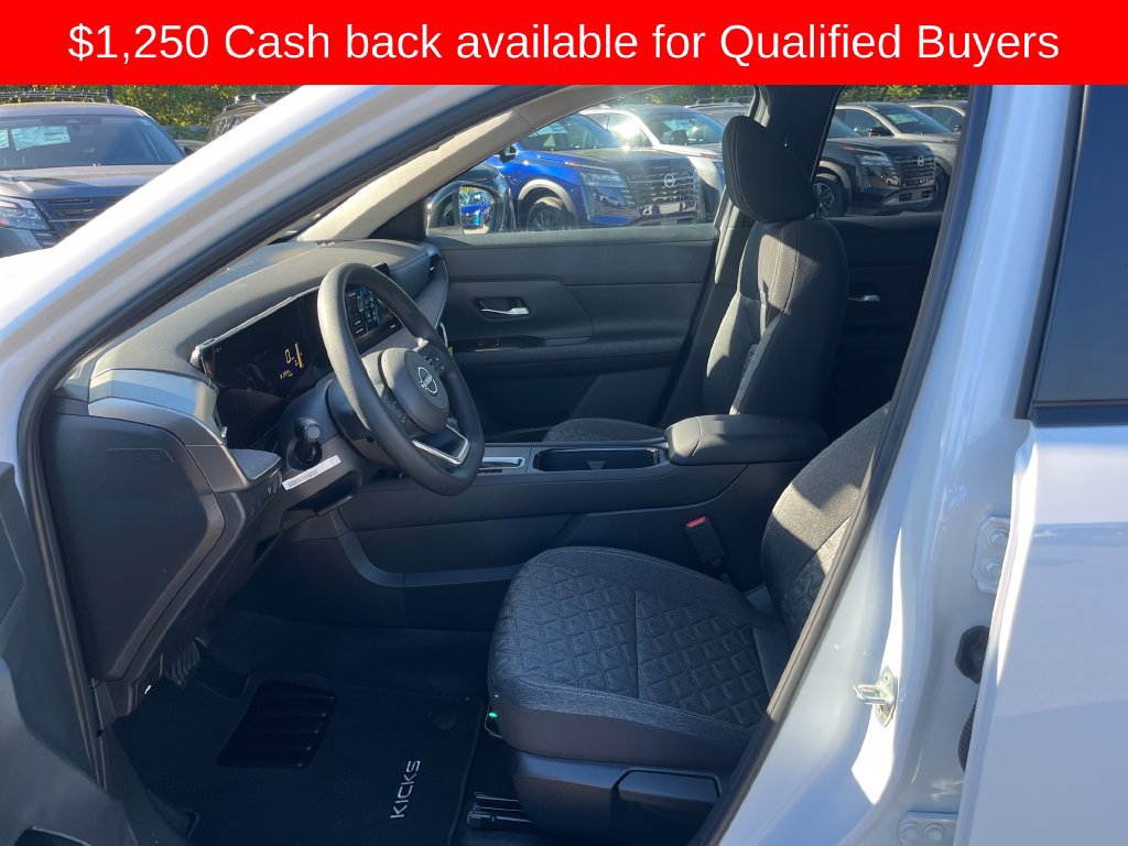 New 2027 Nissan Kicks SV w/ SV Premium Package FWD image 28