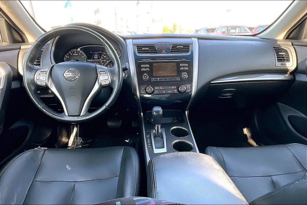Used 2015 Nissan Altima 2.5 SL w/ Moonroof Package image 15