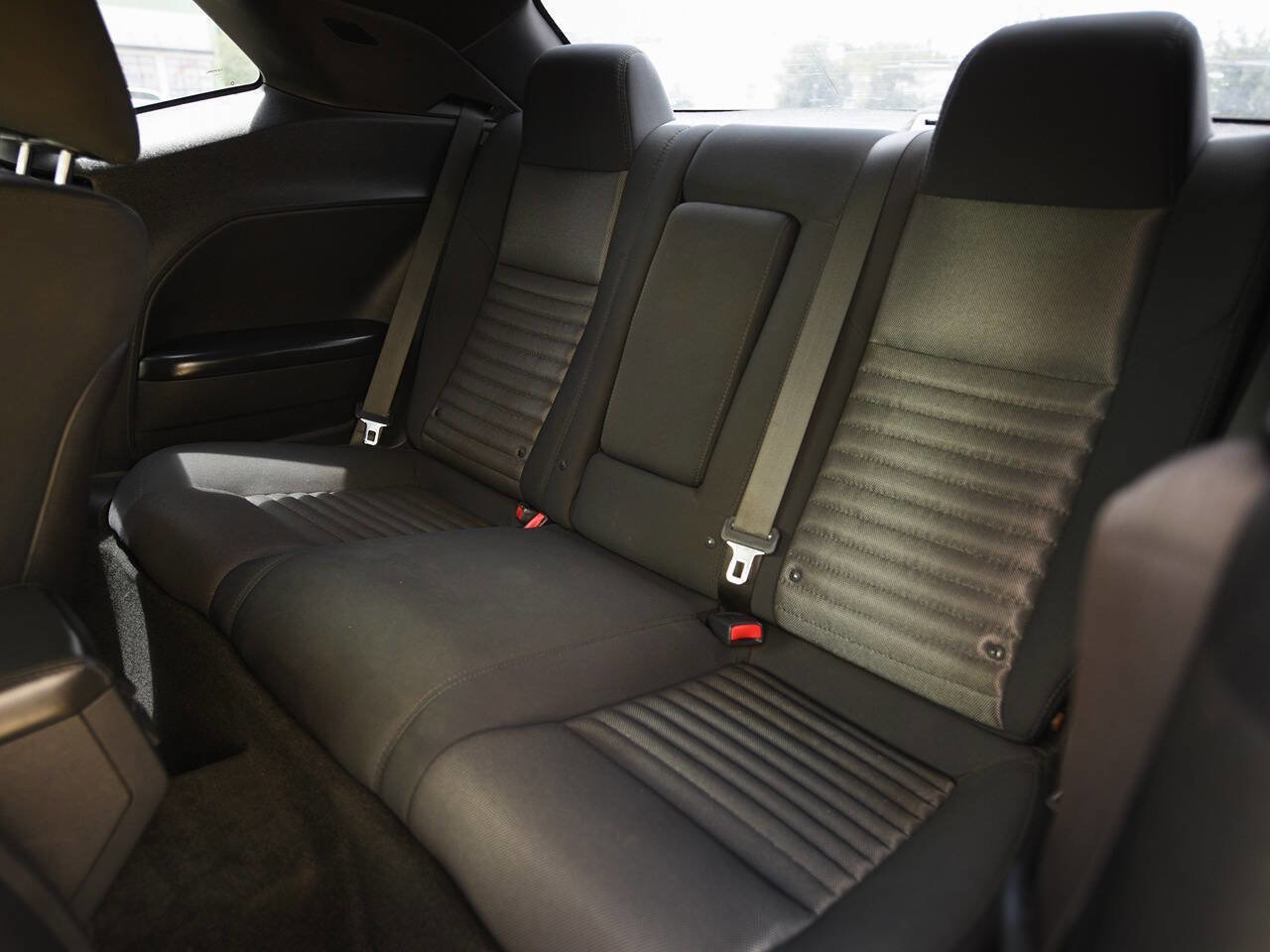 Used 2014 Dodge Challenger R/T w/ R/T Redline Group RWD image 12