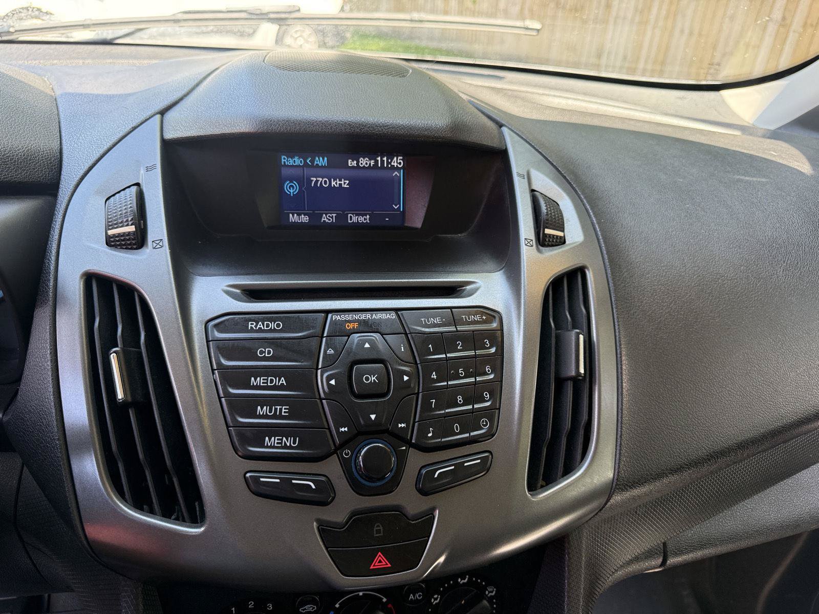 Used 2016 Ford Transit Connect XL FWD image 14