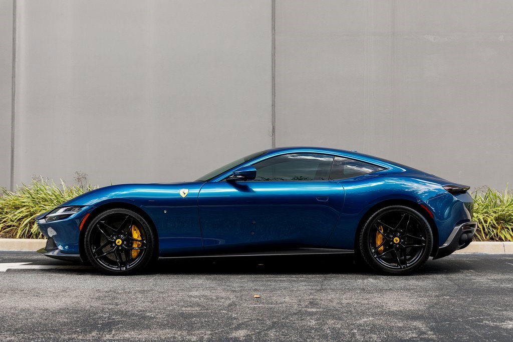 Used 2024 Ferrari Roma image 2