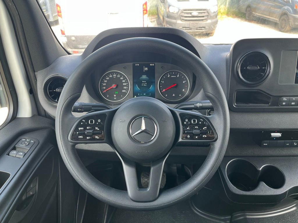 Used 2023 Mercedes-Benz Sprinter 2500 w/ Acoustic Package image 22