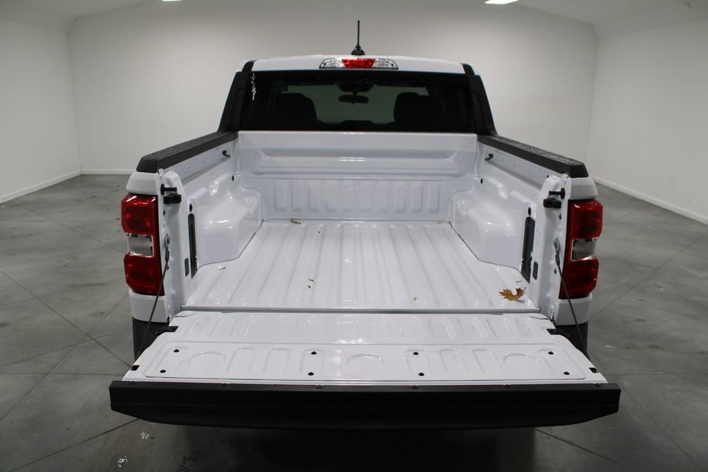 New 2025 Ford Maverick XL w/ Equipment Group 101A image 16