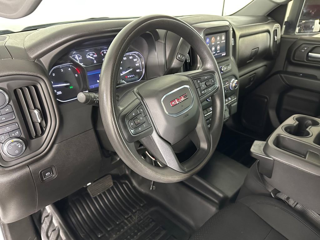 Used 2023 GMC Sierra 2500 Pro w/ Convenience Package image 11