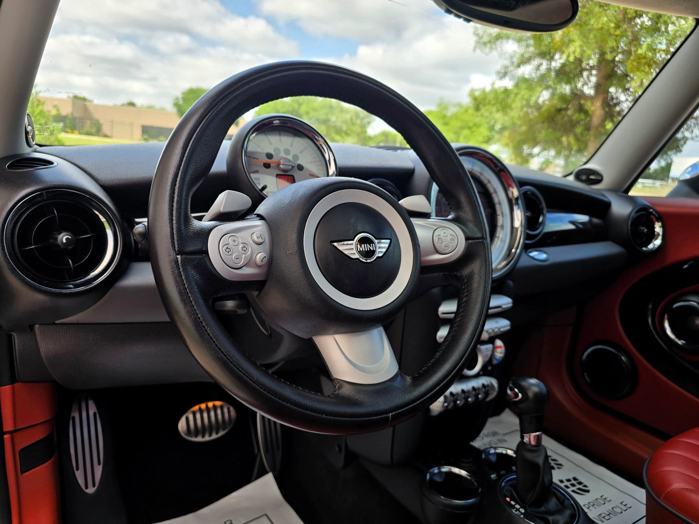 Used 2010 MINI Cooper S FWD image 24