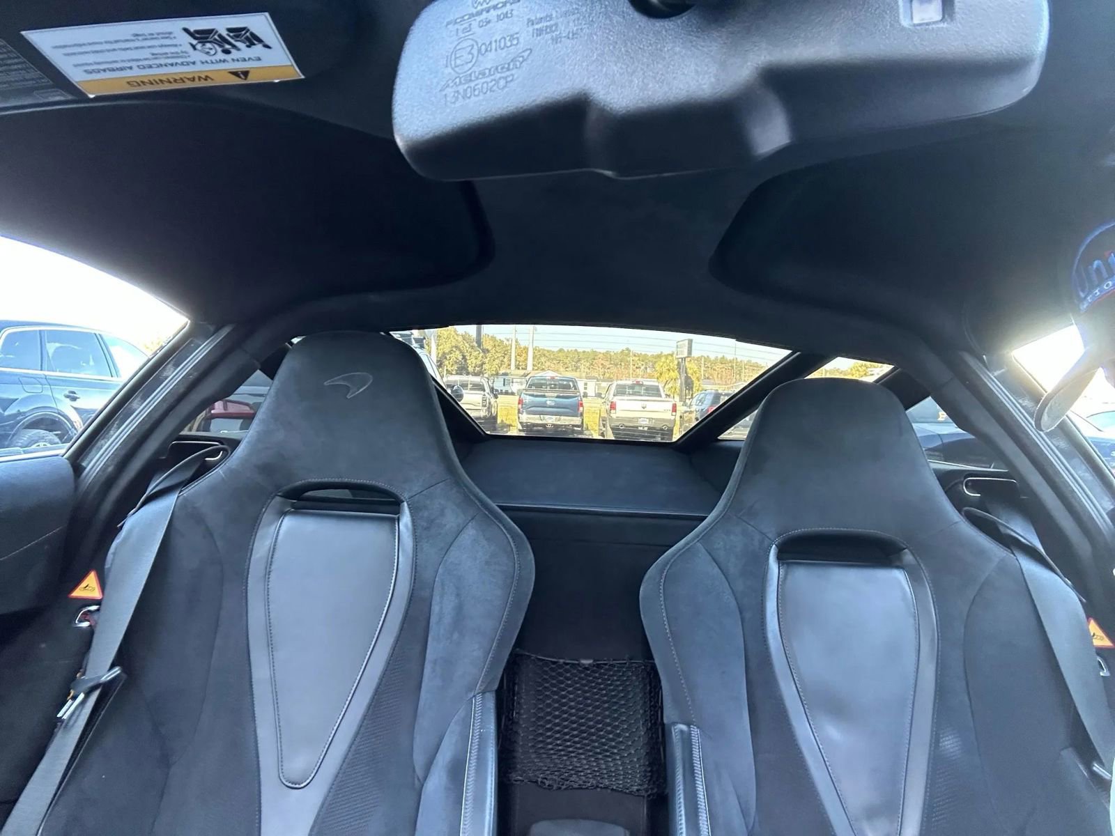 Used 2018 McLaren 720S image 25