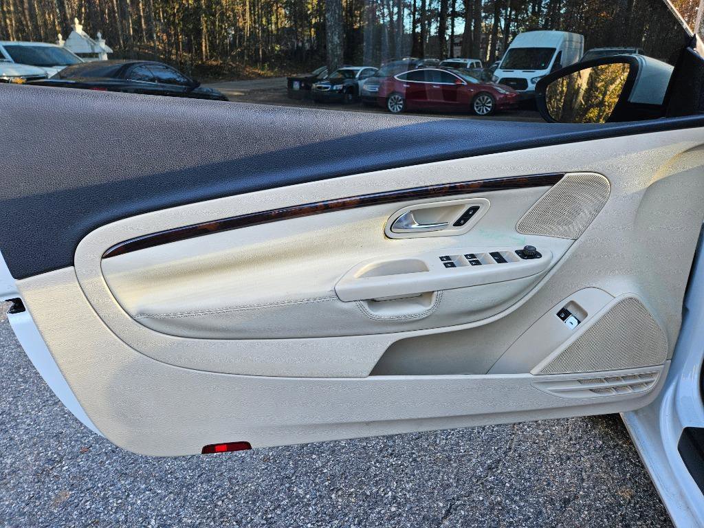 Used 2009 Volkswagen Eos Komfort image 11